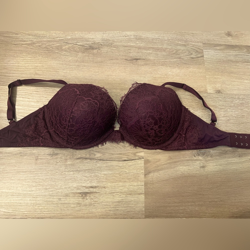 Victoria’s Secret Dream Angels Purple Push Up Bra (32DDD)